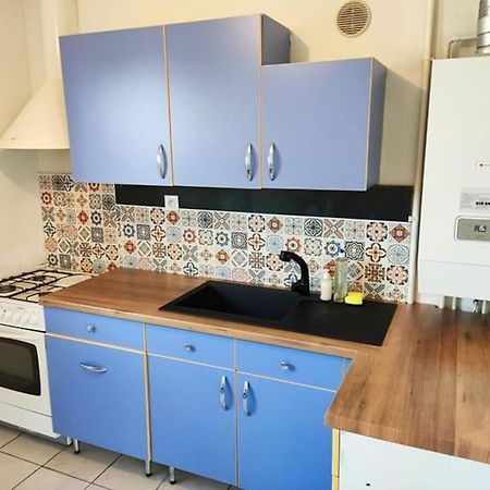 Appartement 76M2 Lumineux Centre Ville Garage Prive 3Ieme Etage Sans Ascenseur Fougères Εξωτερικό φωτογραφία